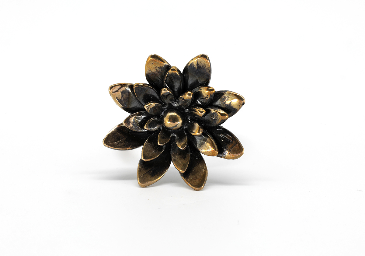 BLACK FLOWER