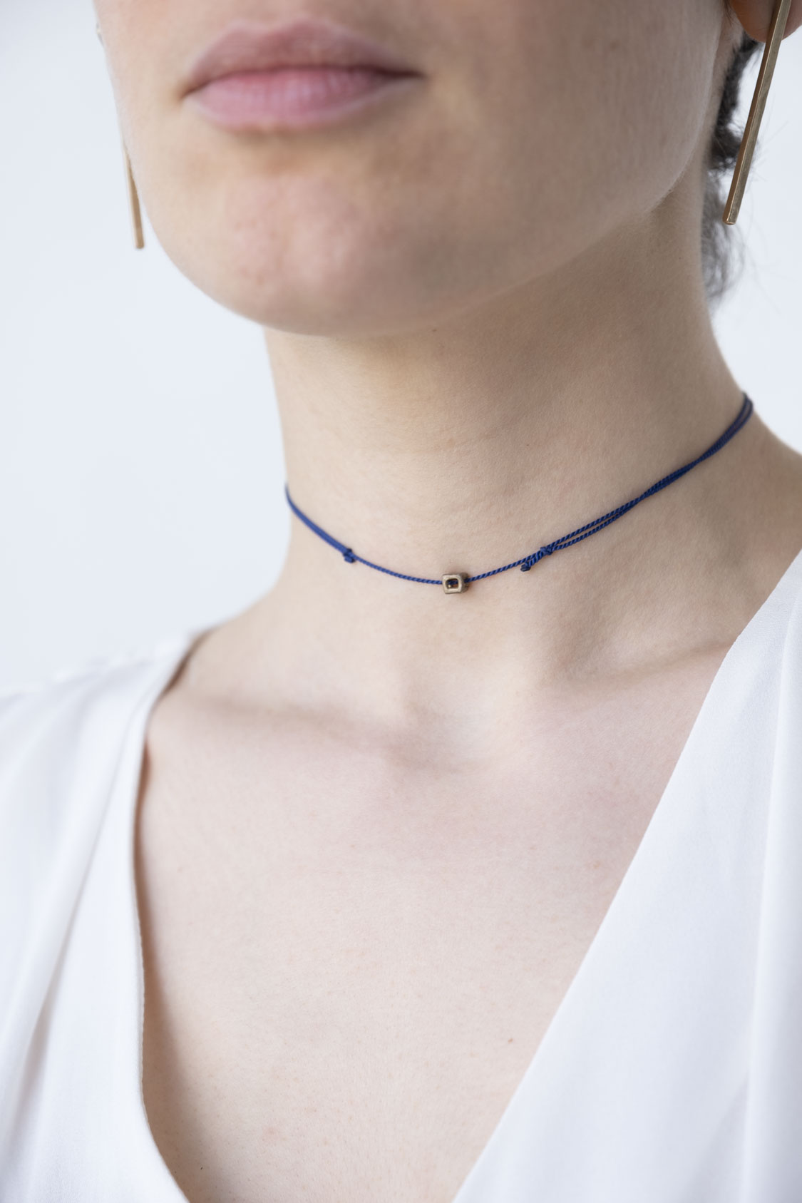 CUBIK CHOKER