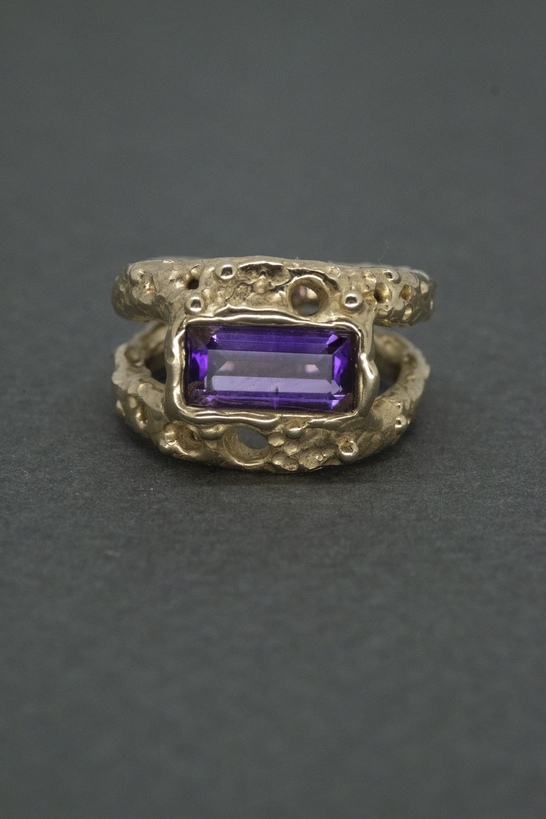 PINKY RING AMETHYST
