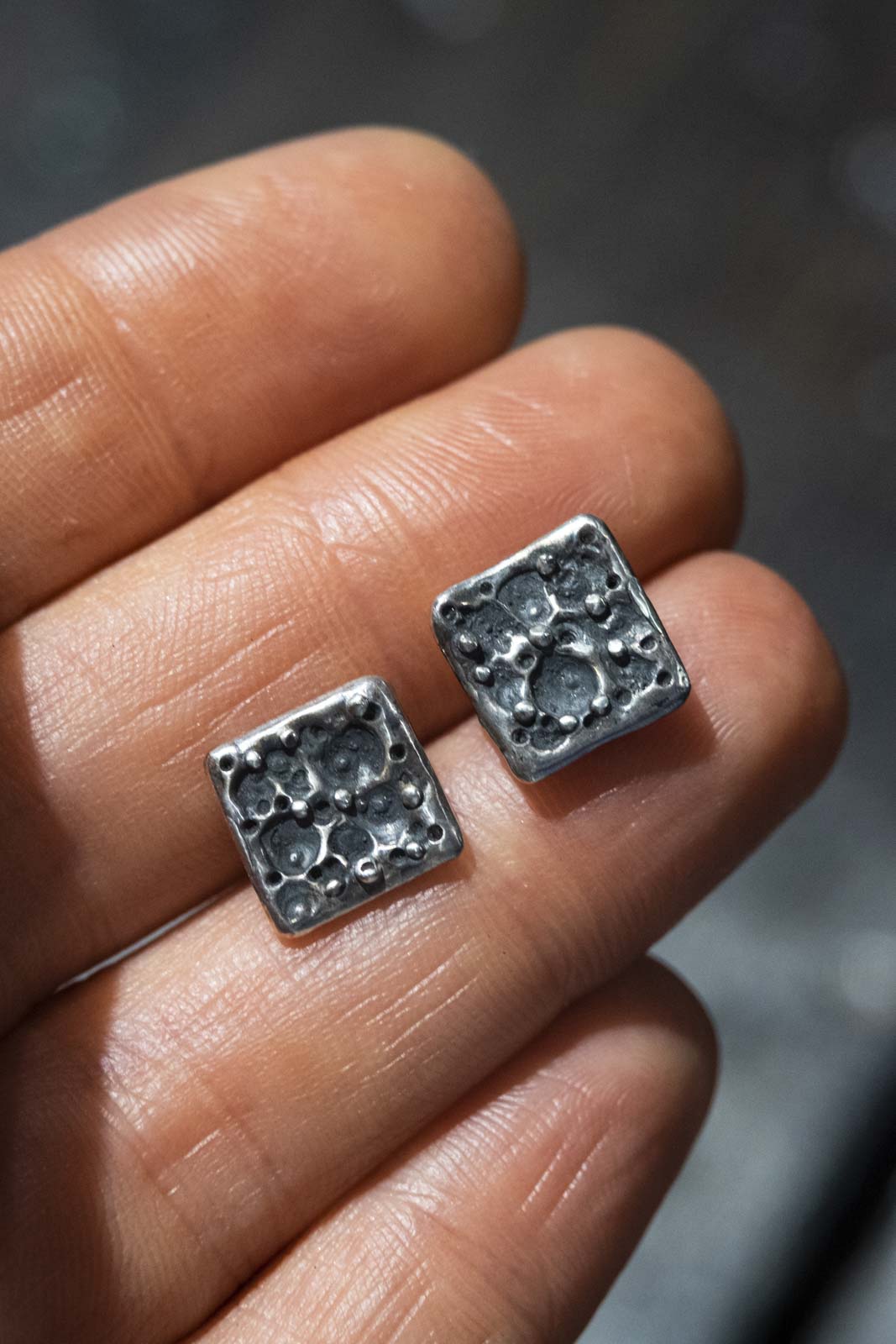 MATERIAL SQUARE