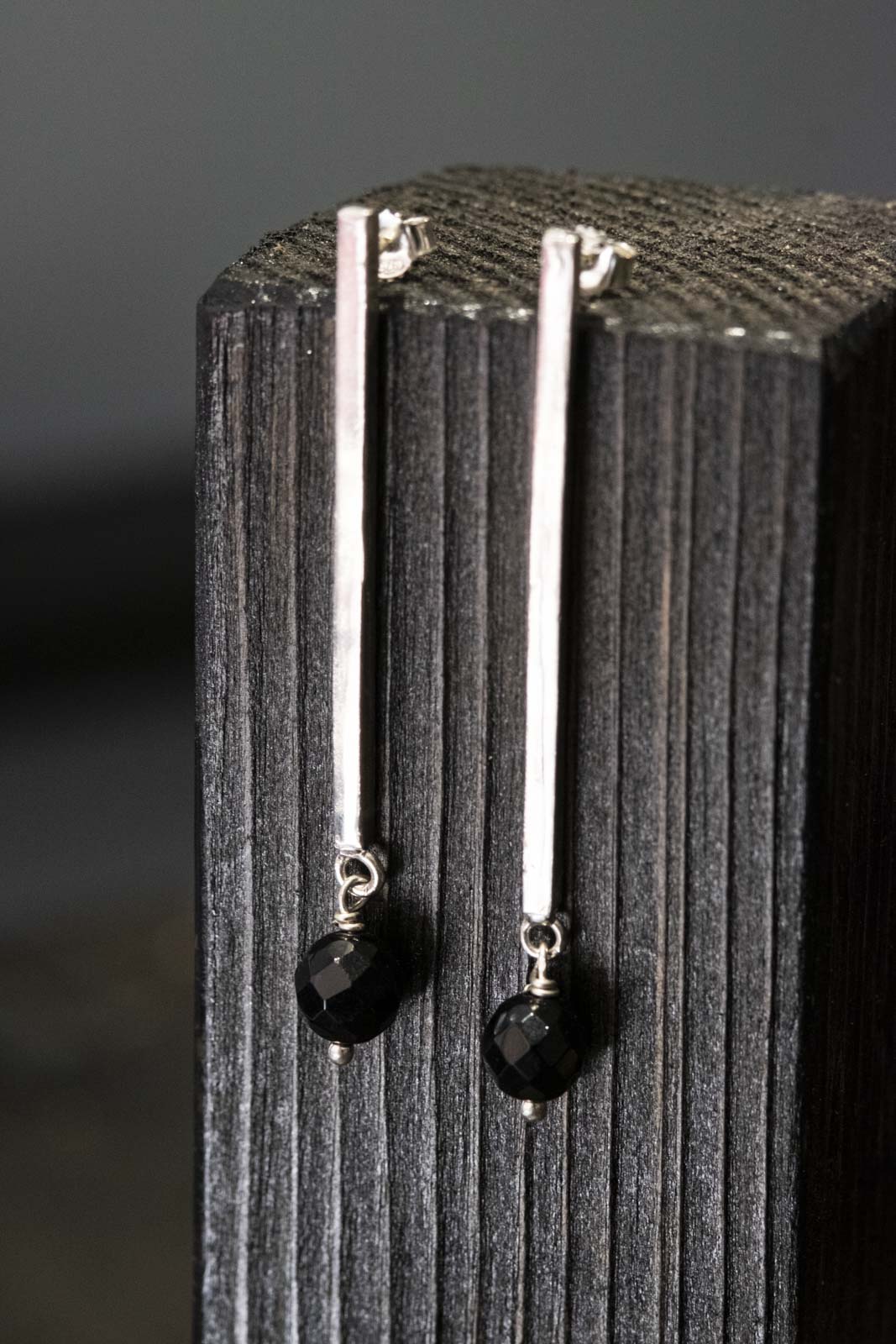 LINES - SILVER AND BLACK ONYX
