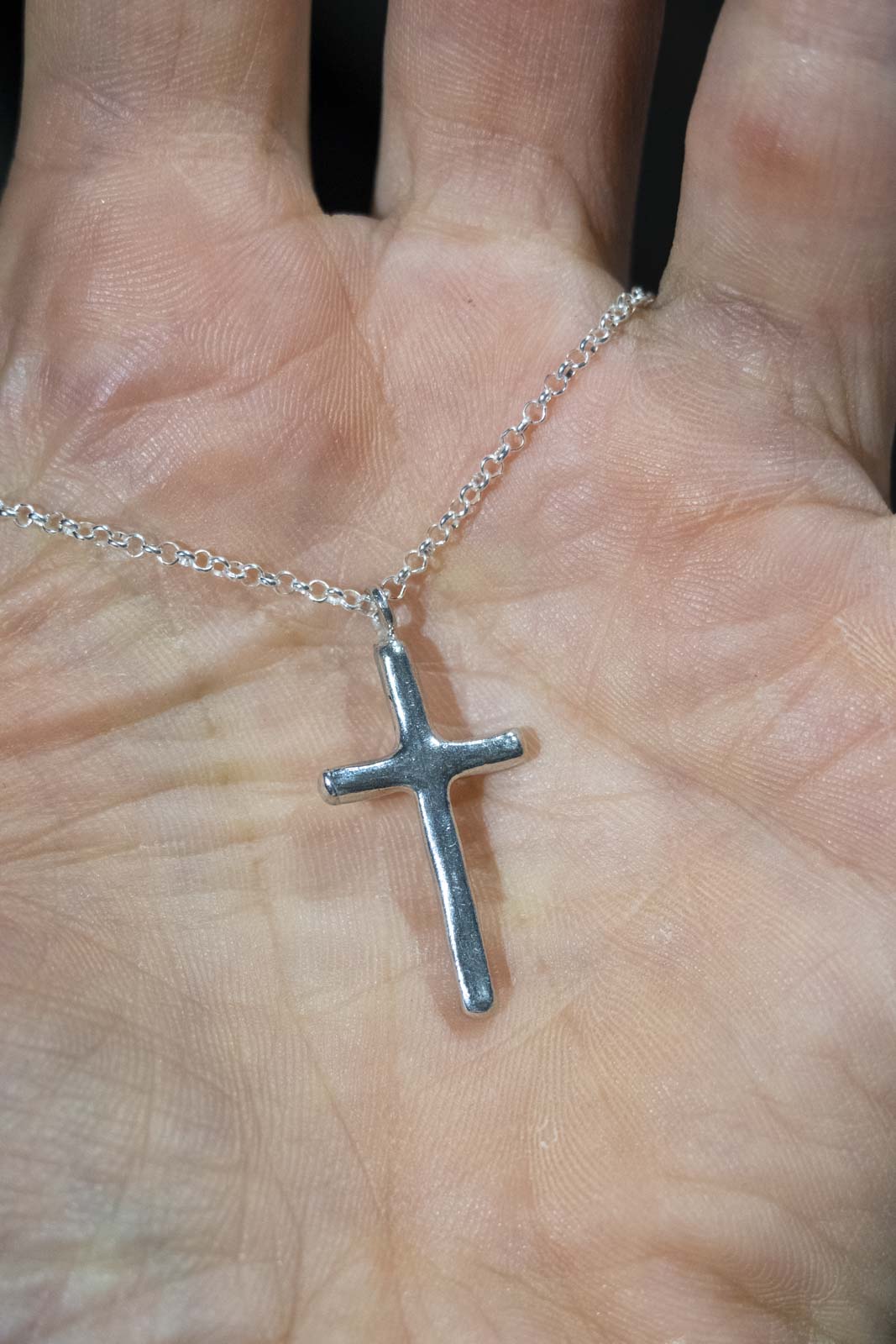 CROSS NECKLACE