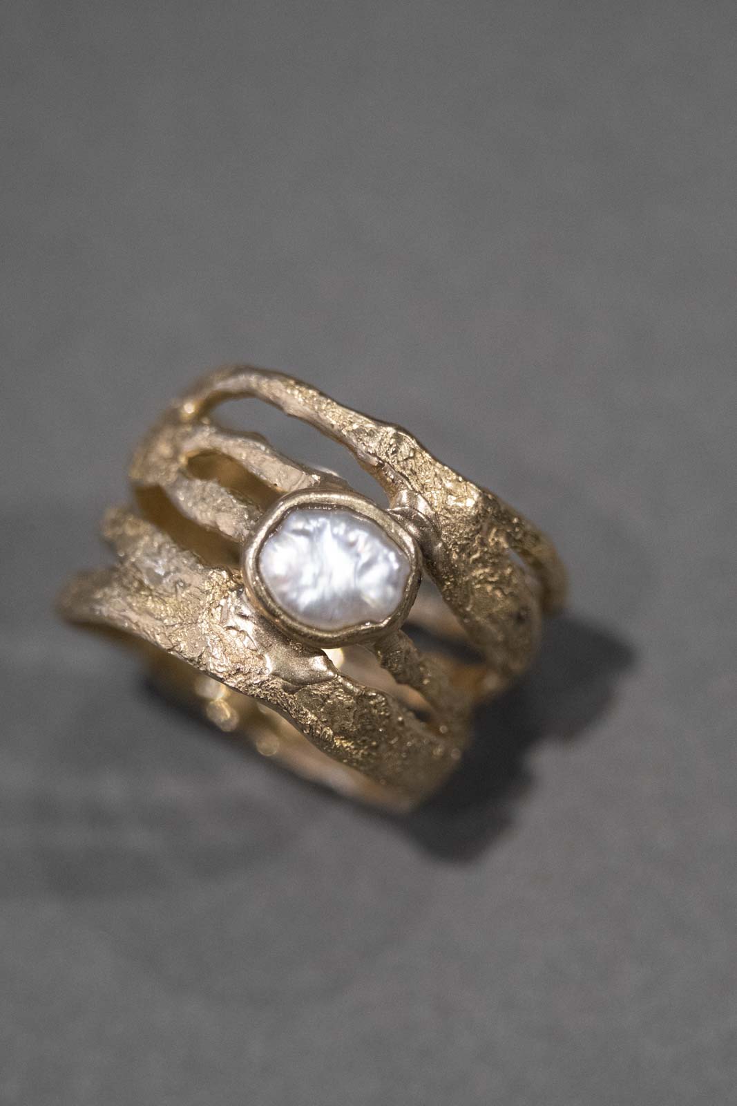BRONZE RING PEARL