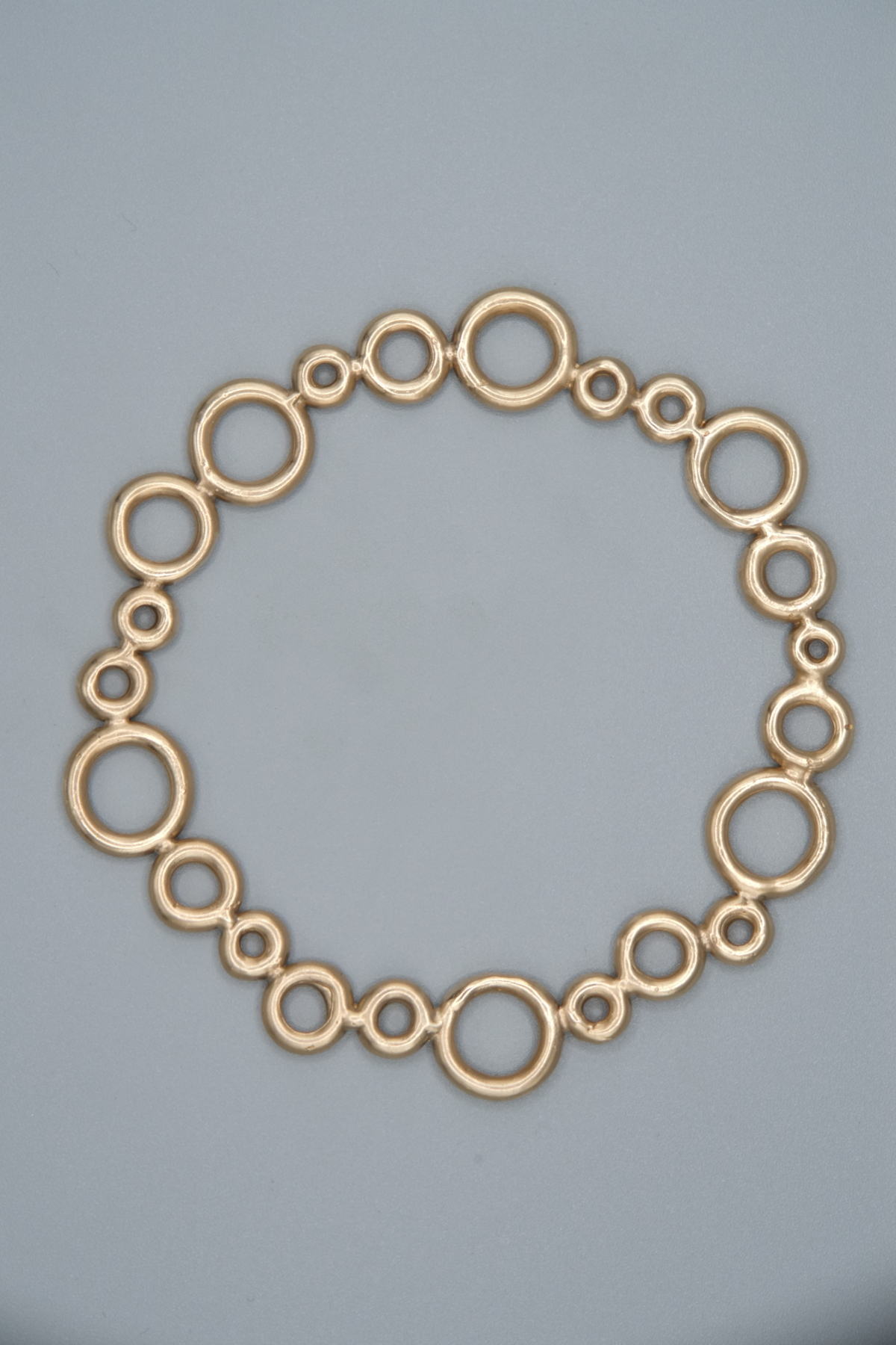 CIRCLES BANGLE